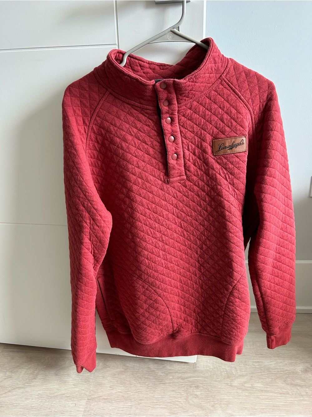 Leinenkugel Pullover - Red